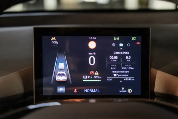 MG MG4 64 kWh Comfort 19