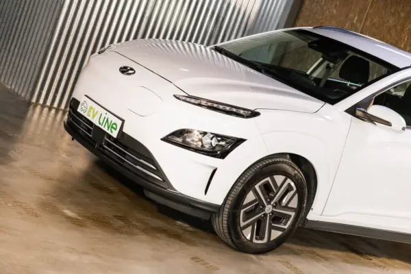 Hyundai Kauai Select 12