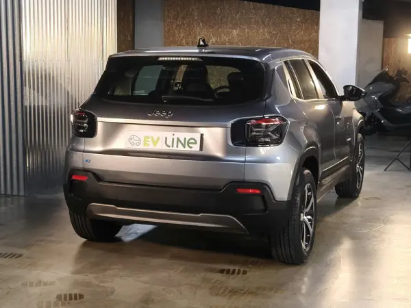 Jeep Avenger 54 kWh Longitude 10
