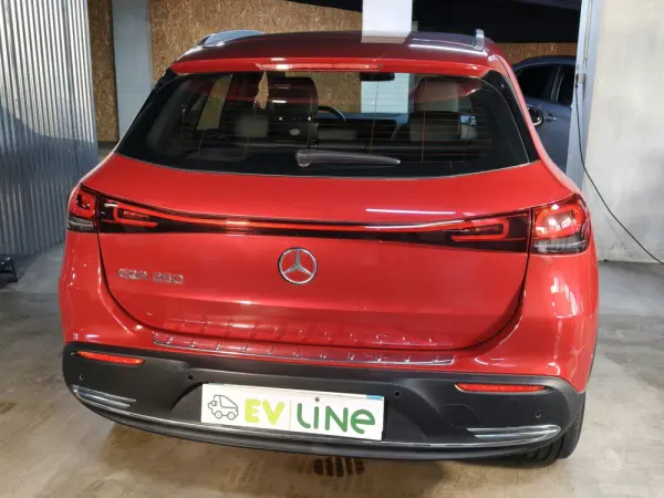 Mercedes-Benz EQA 250 Progressive 11