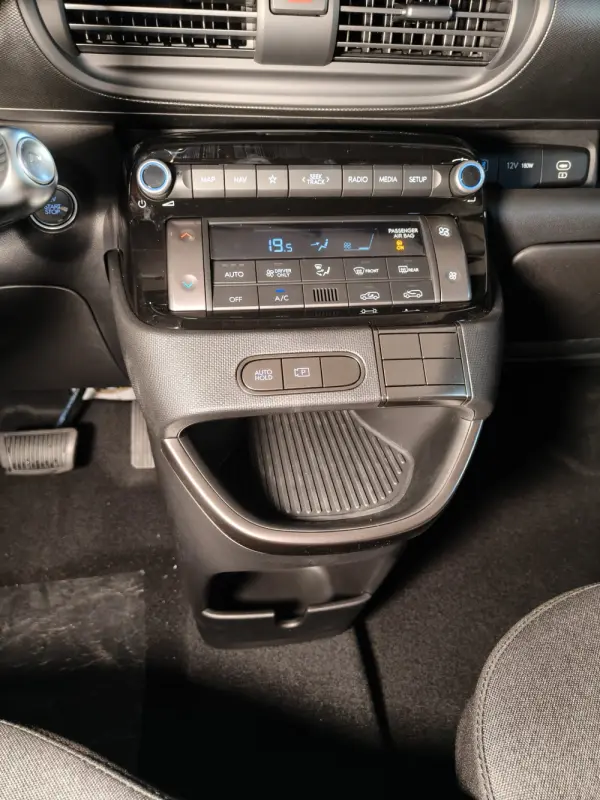 Hyundai Inster 49 kWh Style Plus 31