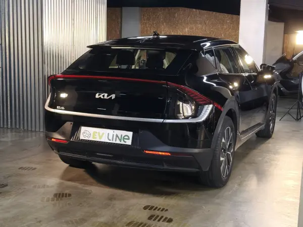 Kia EV6 77,4-kWh Business 14