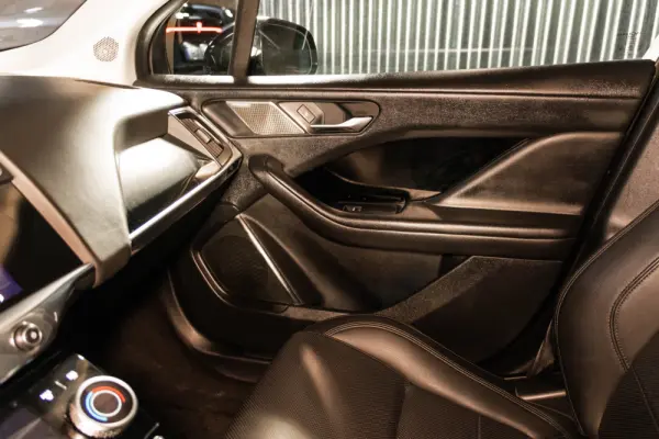 Jaguar I-Pace Black AWD Aut. 28