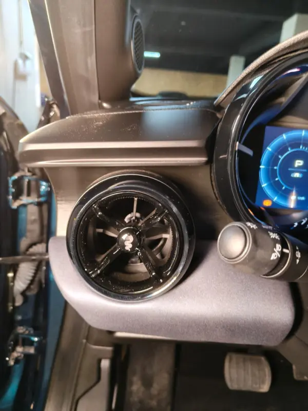 Alfa Romeo Junior Elletrica 50 kWh 20