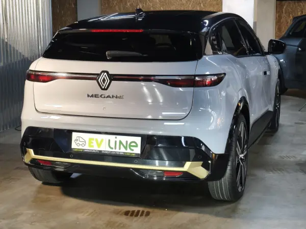 Renault Mégane E-Tech EV60 Iconic Autonomia Conforto 15