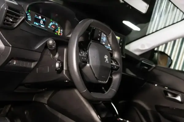 Peugeot e-208 50 kWh Allure 22