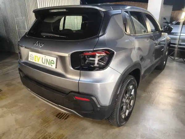 Jeep Avenger 54 kWh Longitude 9