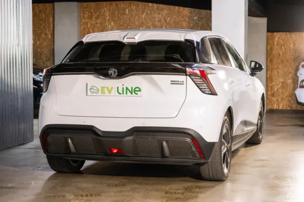 MG MG4 64 kWh Comfort 10