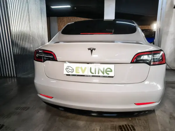 Tesla Model 3 Long Range Tração Integral 16