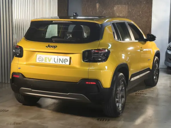 Jeep Avenger 54 kWh Longitude 12