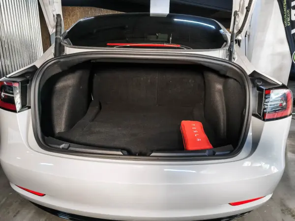 Tesla Model 3 Long Range Tração Integral 18