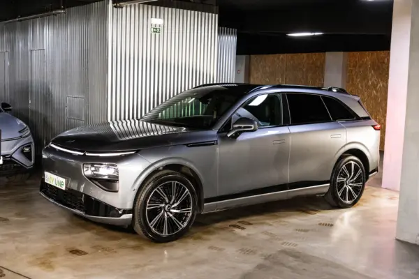 Xpeng G9 93.1 kWh Long Range+Premium Seat & Audio Pack 2