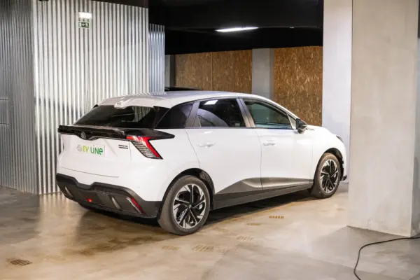 MG MG4 64 kWh Comfort 7