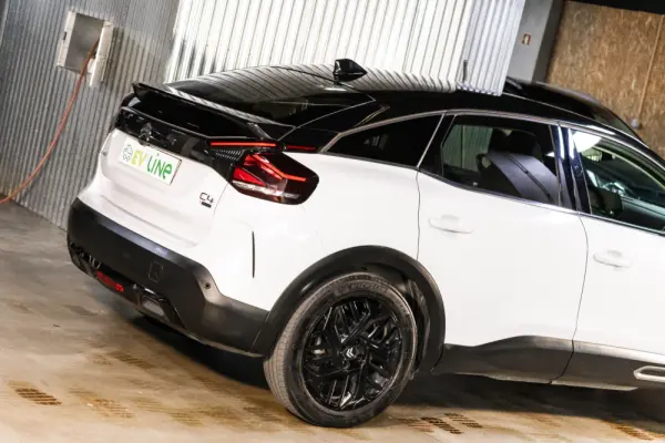 Citroën e-C4 50 kWh E-Series Collection 11