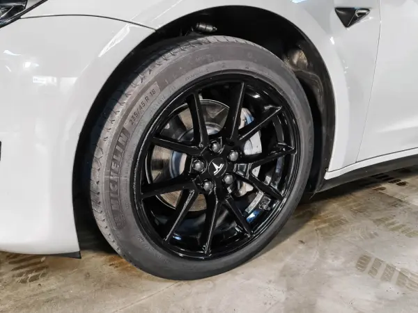 Tesla Model 3 Long Range Tração Integral 17