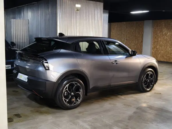 Alfa Romeo Junior 54 kWh Intensa 9