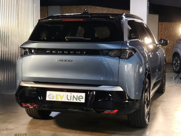 Peugeot E-5008 210 GT Exclusive 12