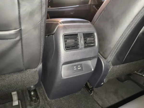 Nissan Qashqai 1.3 DIG-T N-Connecta LED Xtronic 19