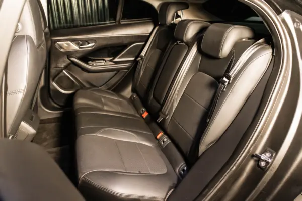 Jaguar I-Pace Black AWD Aut. 32