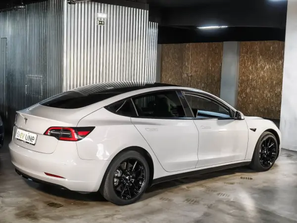 Tesla Model 3 Long Range Tração Integral 11