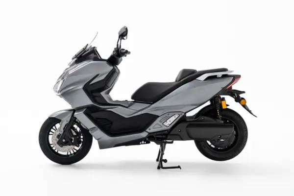 Efun Lion 180 5