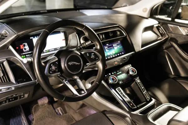 Jaguar I-Pace Black AWD Aut. 17