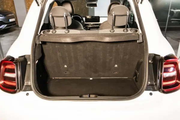 Fiat 500e 42 kWh Icon 33