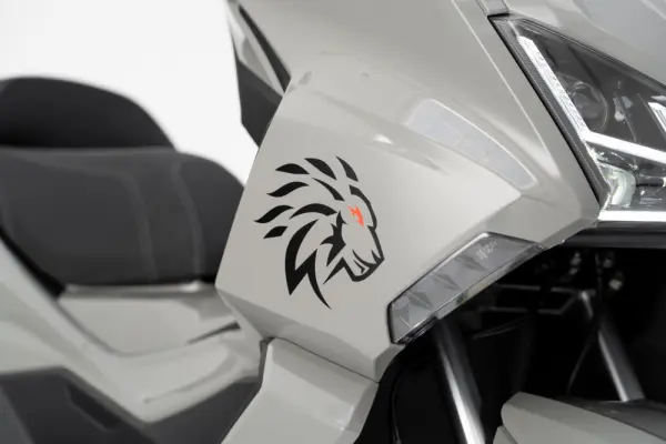 Efun Lion 180 11