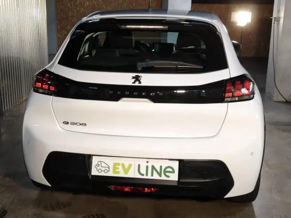 Peugeot e-208 50 kWh Active Pack 8