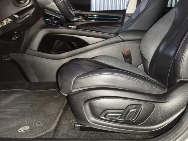 MG MG5 61 kWh Luxury 14