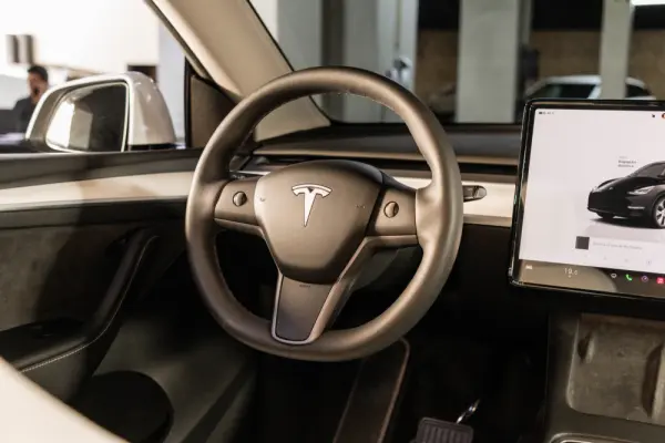 Tesla Model Y Tração Traseira 20