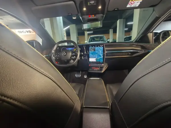 Renault Mégane E-Tech EV60 Iconic Optimum Charge 36
