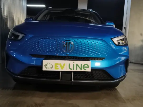 MG ZS EV 72.6 kWh Luxury 5
