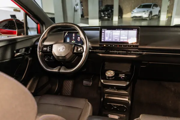 MG MG4 64 kWh Comfort 17