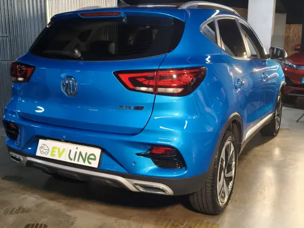 MG ZS EV 72.6 kWh Luxury 11