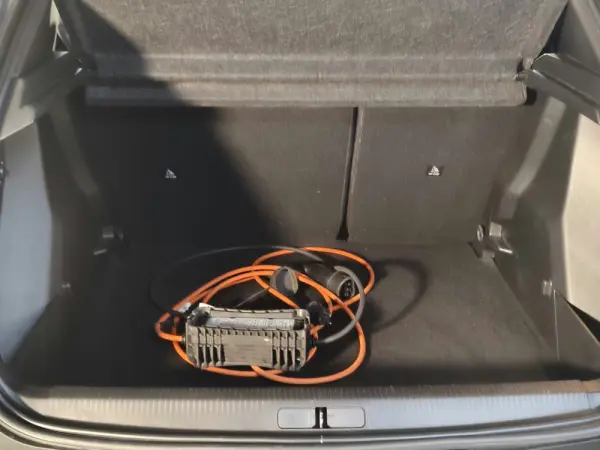 Peugeot e-2008 50 kWh Active Pack 16