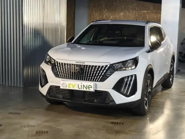 Peugeot e-2008 54 kWh Allure Allure 4