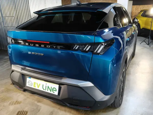 Peugeot E-3008 73 kWh Allure 14