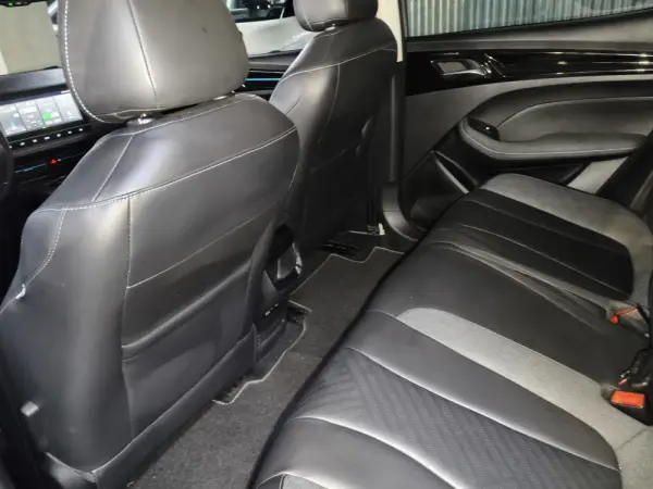 MG MG5 61 kWh Luxury 13