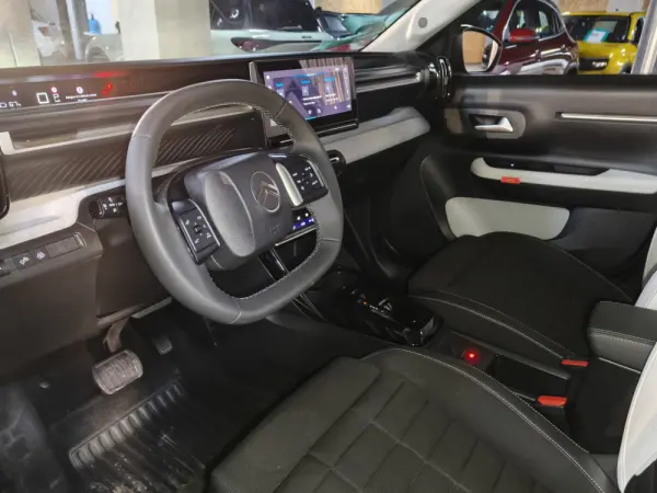Citroen e-C3 44 kWh Autonomia Conforto Max 27