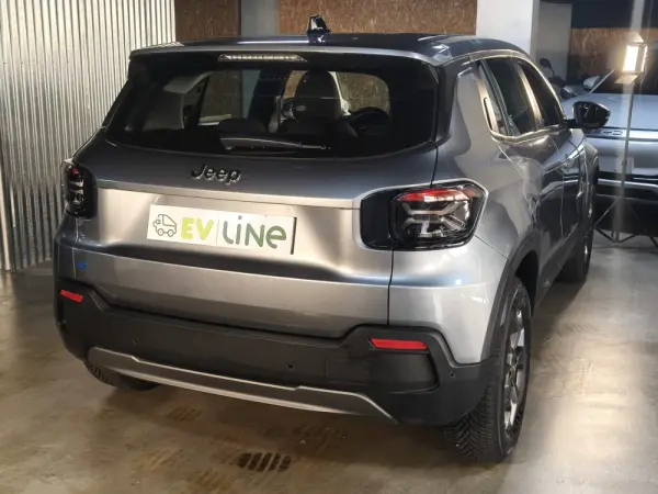 Jeep Avenger 54 kWh Longitude 8