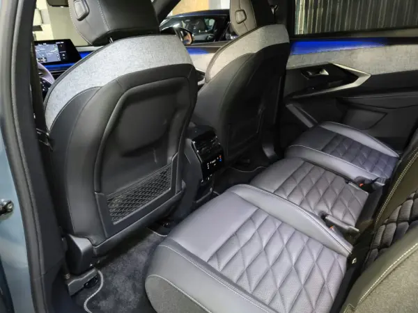 Peugeot E-5008 210 GT Exclusive 43