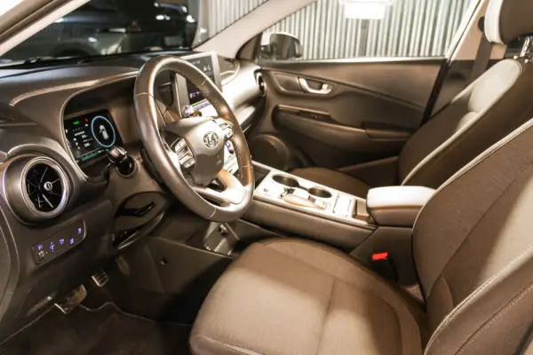 Hyundai Kauai Select 15