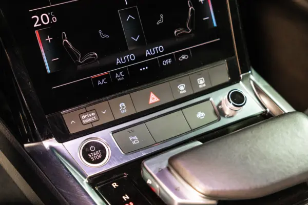 Audi e-tron 55 quattro 30