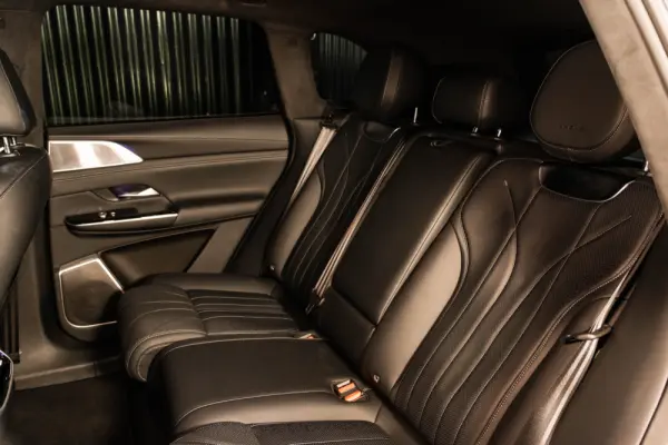 Xpeng G9 93.1 kWh Long Range+Premium Seat & Audio Pack 33