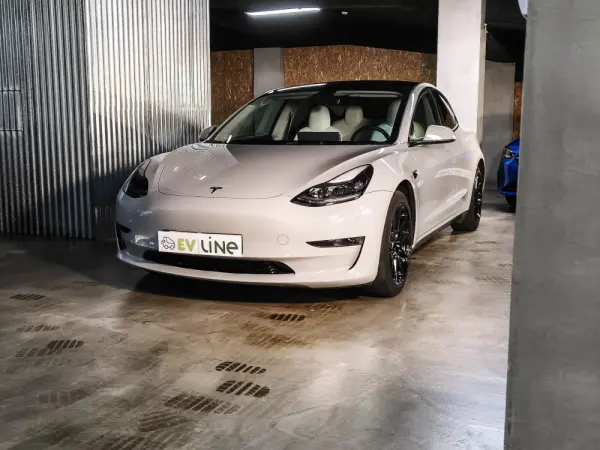 Tesla Model 3 Long Range Tração Integral 4