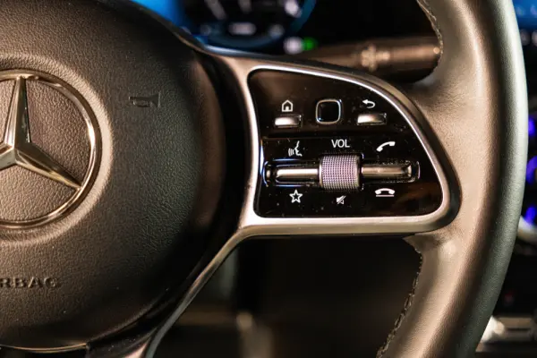Mercedes-Benz EQA 250+ Progressive 22