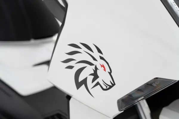Efun Lion 180 7