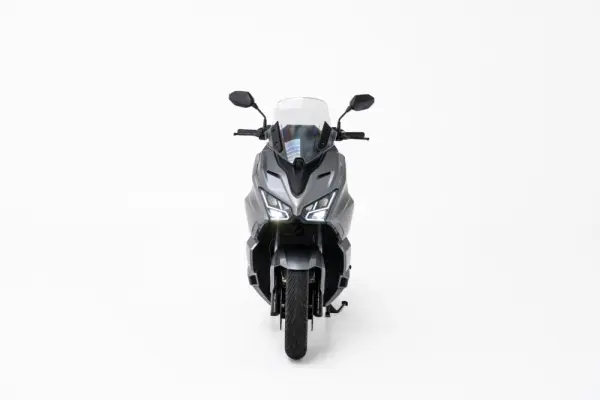 Efun Lion 180 2