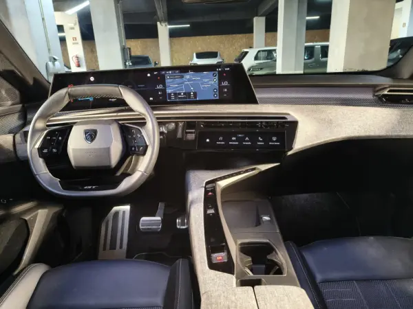 Peugeot E-5008 73 kWh GT 19